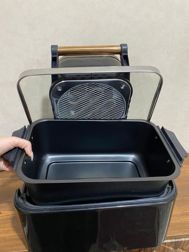 سرخ کن هوا پز ایر فرایر 20 لیتری المنت بزرگ سیلورکرست مدل SL2025 SilverCrest توان 3500 وات SilverCrest Air Fryer 15L SL2025 بدنه استیل و مدرن و شیشه دوجه داره پیرکس